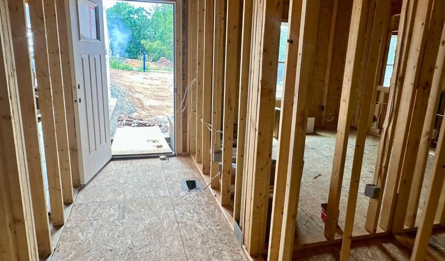 452 Somerset Dr, Appomattox, VA 24522 - 4 Beds, 3 Bath