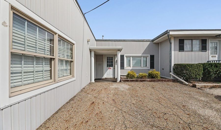 1930 Suite B S Freedom Ave, Alliance, OH 44601 - 0 Beds, 0 Bath