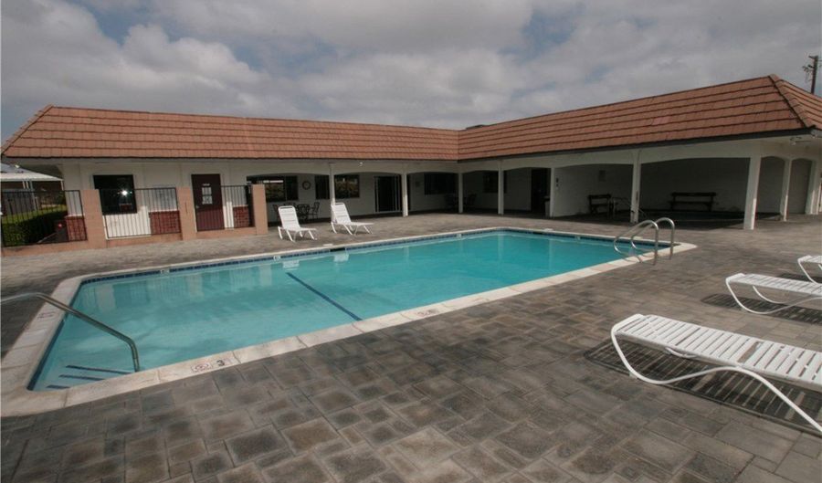 211 S Beach Blvd 92, Anaheim, CA 92804 - 3 Beds, 2 Bath