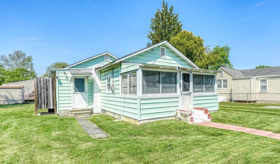 39 E Pacific, Villas, NJ 08251 - 3 Beds, 1 Bath