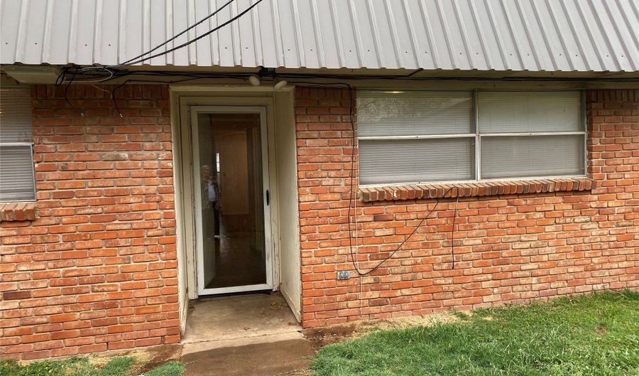 3341 S 27th St, Abilene, TX 79605 - 2 Beds, 1 Bath