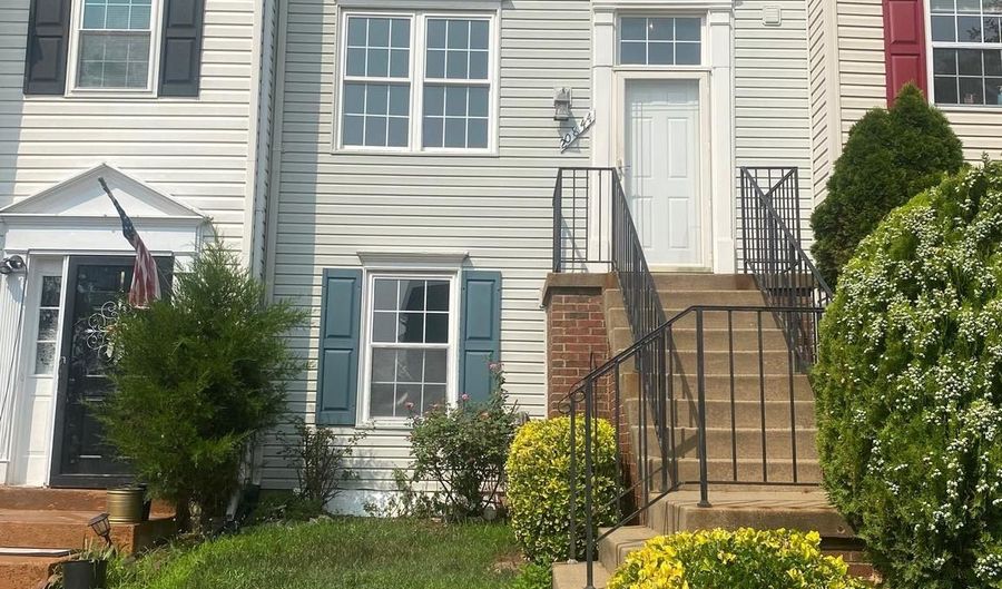 20844 APOLLO Ter, Ashburn, VA 20147 - 3 Beds, 4 Bath