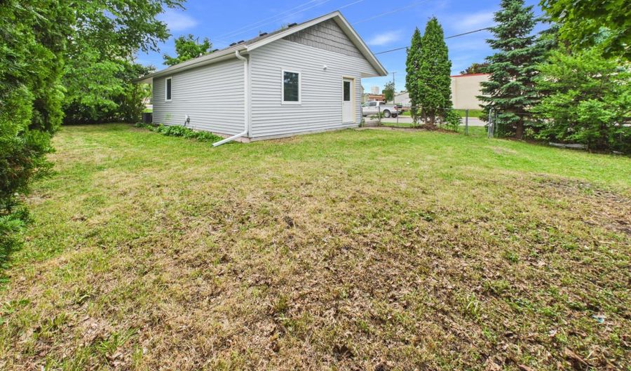 701 Midland Ave, Albany, MN 56307 - 2 Beds, 1 Bath