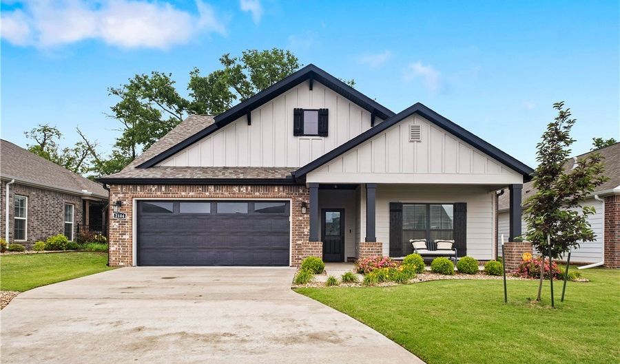 2104 SW Huntwick Ave, Bentonville, AR 72713 - 3 Beds, 2 Bath