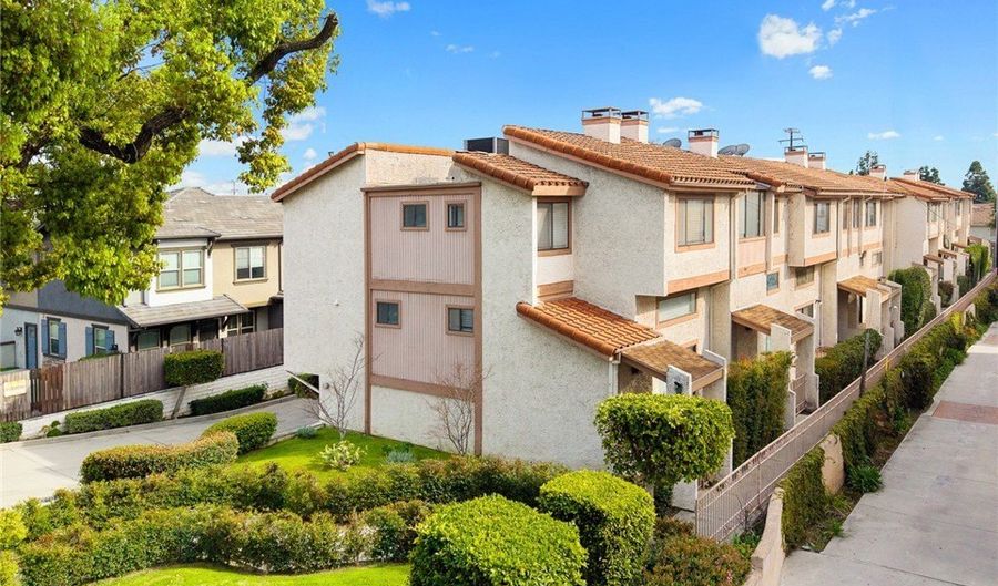 1006 Arcadia Ave D, Arcadia, CA 91007 - 2 Beds, 3 Bath