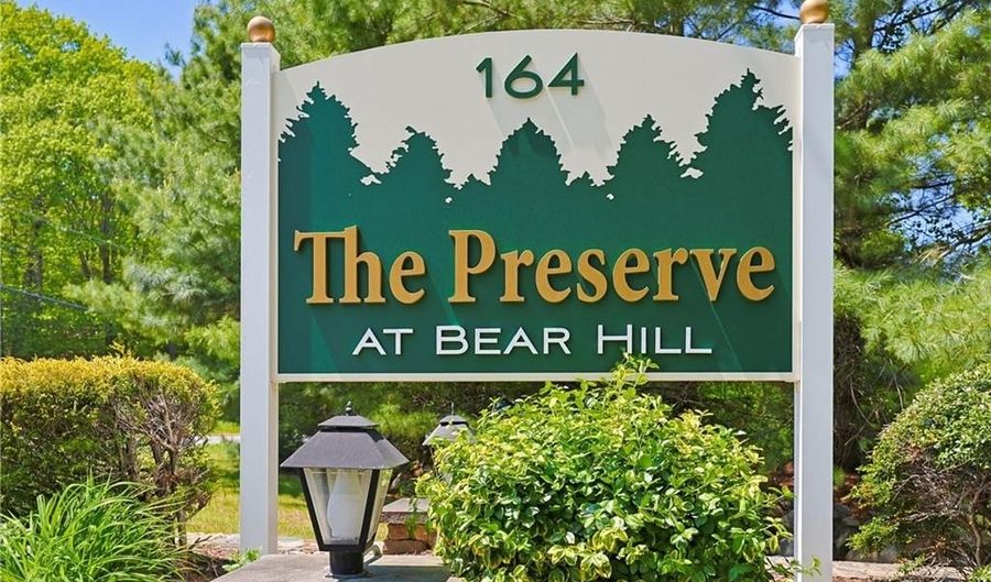164 Bear Hill Rd 19, Cumberland, RI 02864 - 3 Beds, 3 Bath