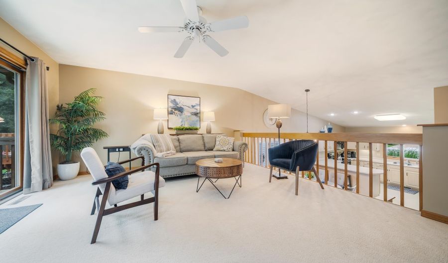 2119 CLOUDVIEW Ct, Appleton, WI 54914 - 3 Beds, 2 Bath