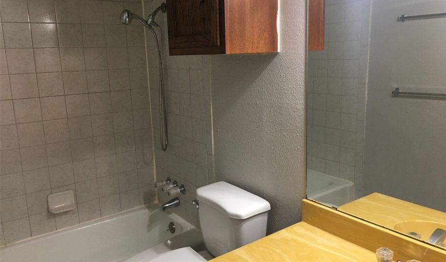 910 Presidio Dr, Abilene, TX 79605 - 3 Beds, 2 Bath