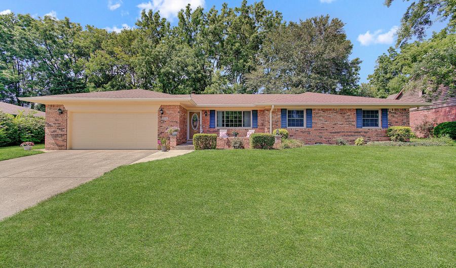 608 W Ralston Rd, Indianapolis, IN 46217 - 3 Beds, 2 Bath