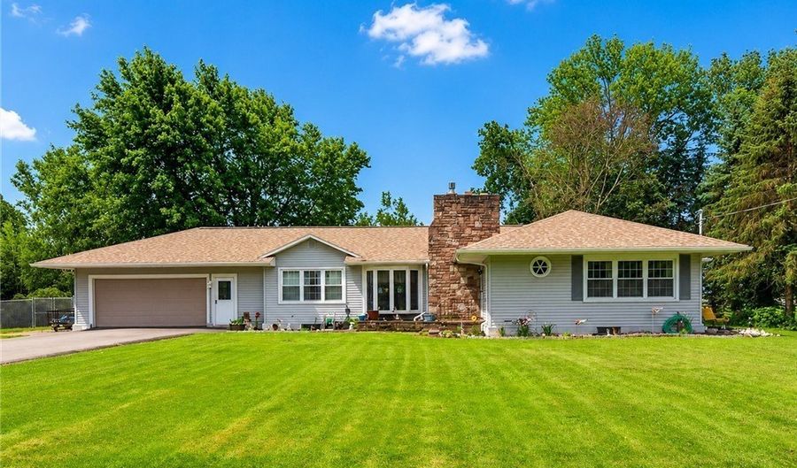360 East Ave, Albion, NY 14411 - 3 Beds, 2 Bath