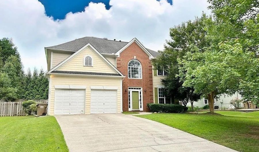 2120 Grand Jct, Alpharetta, GA 30004 - 5 Beds, 3 Bath