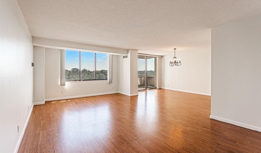 5225 POOKS HILL Rd 721S, Bethesda, MD 20814 - 1 Beds, 1 Bath