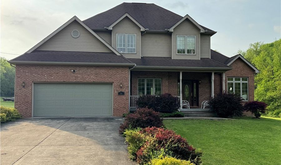 16 Finnin Rd, Allegheny Twp., PA 15068 - 3 Beds, 3 Bath