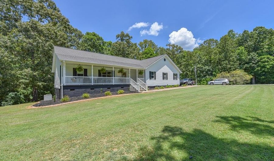 2275 Hwy 184 W, Abbeville, SC 29639 - 6 Beds, 4 Bath