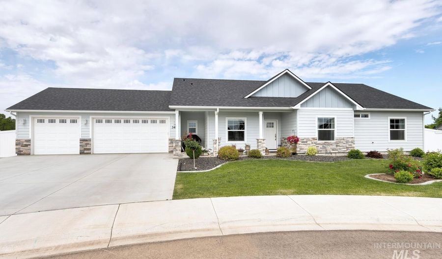 347 Grizzly Dr, Fruitland, ID 83619 - 3 Beds, 2 Bath