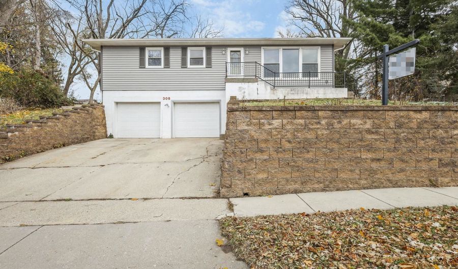 308 S Mechanic St, Albany, WI 53502 - 3 Beds, 2 Bath