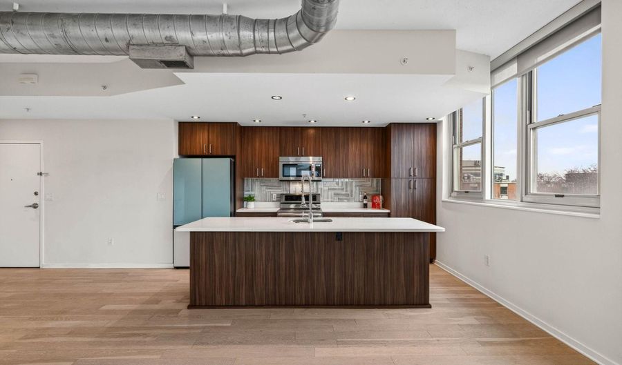 3409 WILSON Blvd 301, Arlington, VA 22201 - 2 Beds, 2 Bath