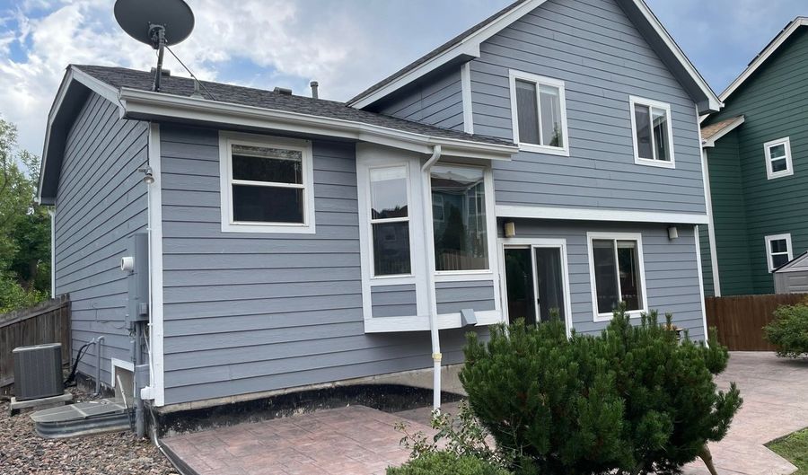 4637 Winona Pl, Broomfield, CO 80020 - 3 Beds, 3 Bath