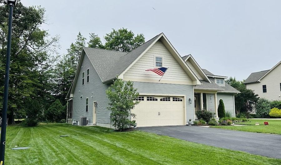 29869 COLONY Dr, Dagsboro, DE 19939 - 4 Beds, 3 Bath