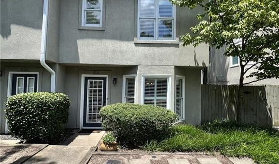 1102 Defoors Lndg NW, Atlanta, GA 30318 - 2 Beds, 3 Bath