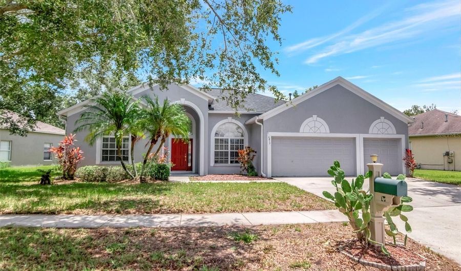 6813 REGENTS VILLAGE Way, Apollo Beach, FL 33572 - 4 Beds, 3 Bath