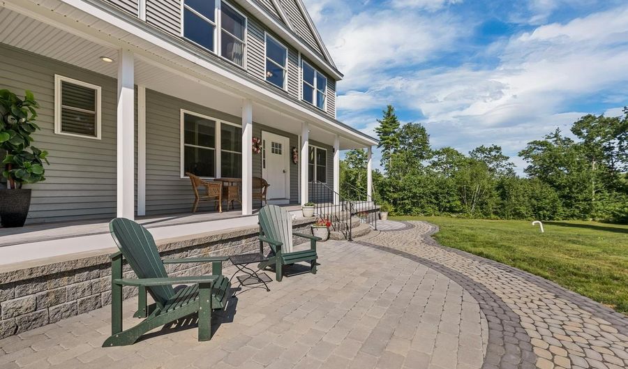 76 Curries Way, Brookfield, NH 03872 - 4 Beds, 4 Bath