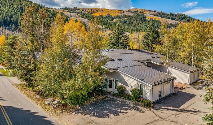 790 Stone Creek Dr 4, Avon, CO 81620 - 3 Beds, 2 Bath