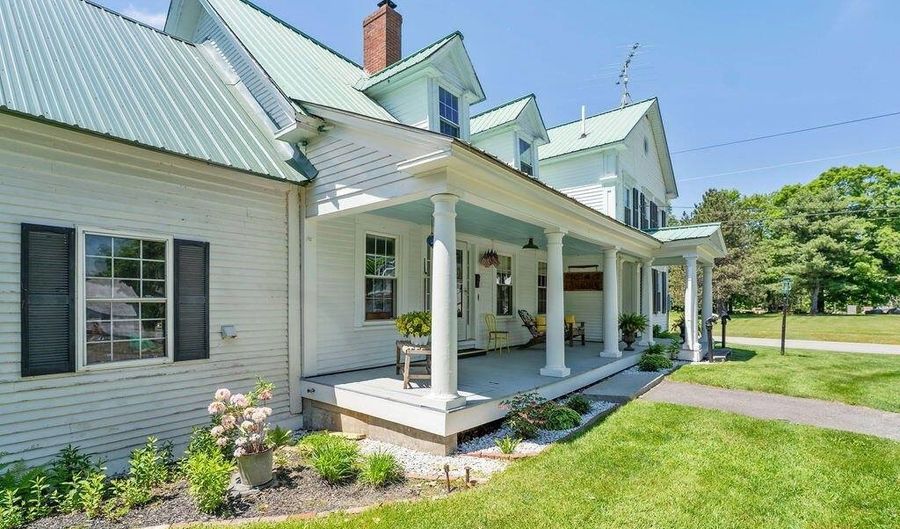 2 West Rd, Abbot, ME 04406 - 4 Beds, 2 Bath