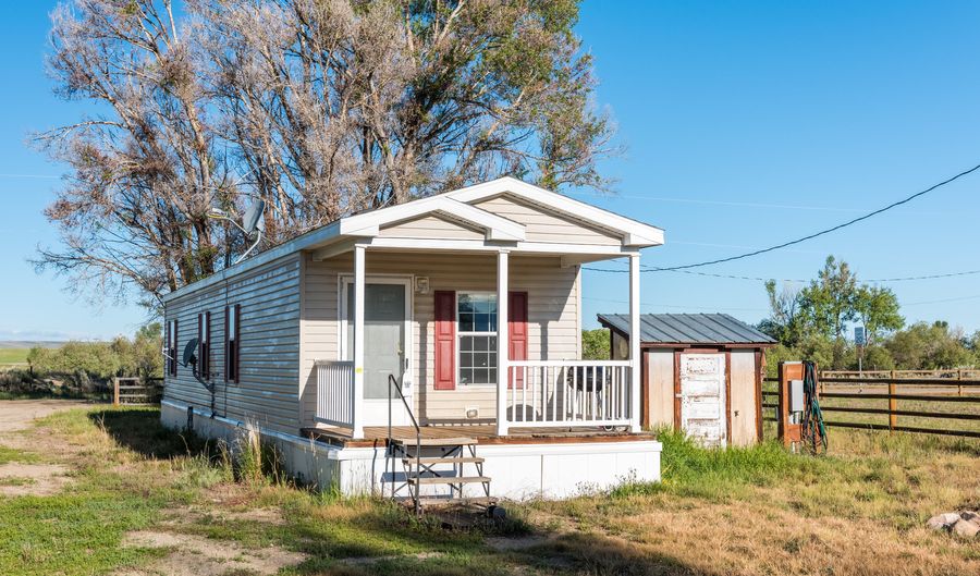 31 FRONT St, Boulder, WY 82923 - 2 Beds, 1 Bath