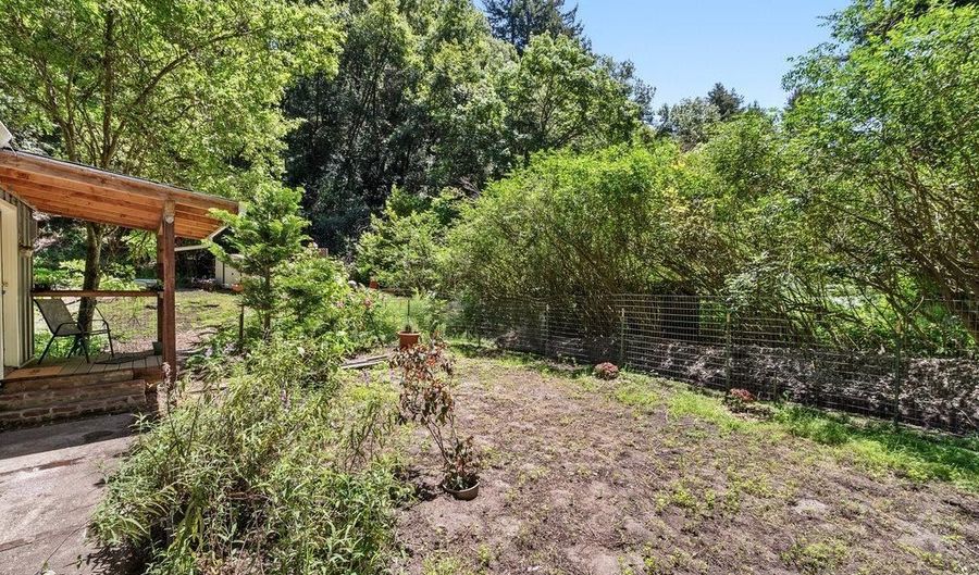 3920 Porter Gulch Rd, Aptos, CA 95003 - 2 Beds, 1 Bath