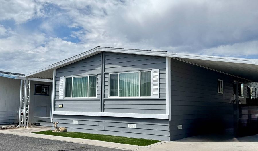 43 Crown Point Dr, Carson City, NV 89706 - 2 Beds, 2 Bath