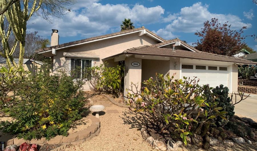 9948 LEDGESIDE St, Spring Valley, CA 91977 - 4 Beds, 2 Bath