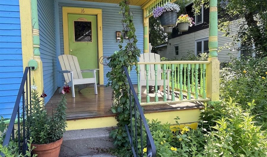 16 Germain St, Burlington, VT 05401 - 5 Beds, 2 Bath