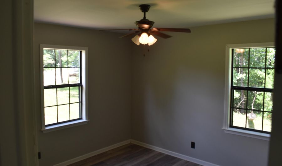305 Minor Bridge Rd, Ashland, MS 38603 - 2 Beds, 1 Bath