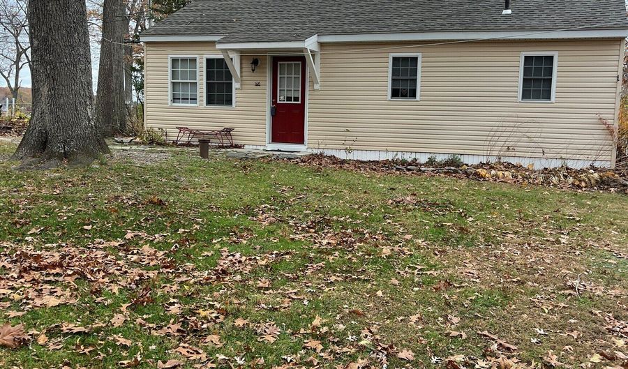 146 Beebe Farms Rd, Coventry, CT 06238 - 2 Beds, 1 Bath