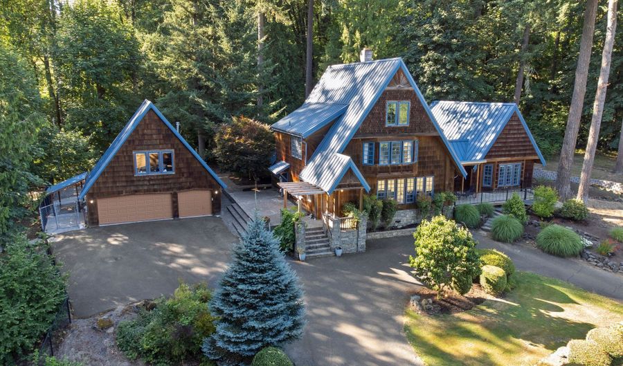 15397 S REDLAND Rd, Oregon City, OR 97045 - 5 Beds, 6 Bath