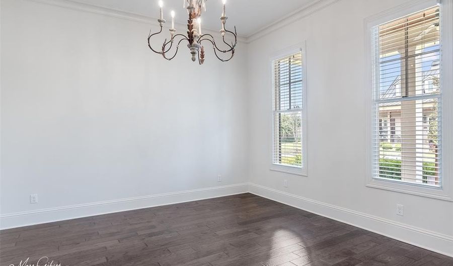 2060 Fairwoods Dr, Shreveport, LA 71106 - 3 Beds, 3 Bath