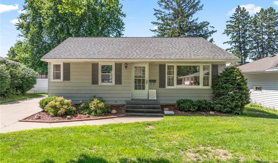 1917 2nd Ave NW, Austin, MN 55912 - 3 Beds, 2 Bath