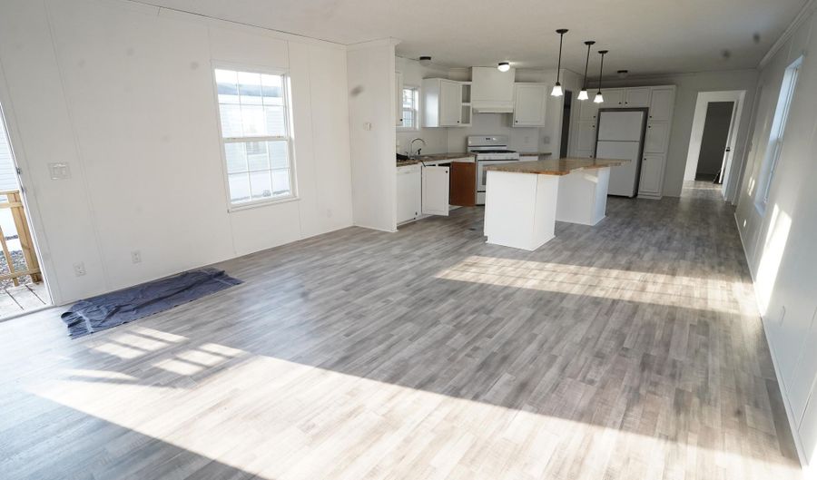 411 S Grover Ave, Alma, MI 48801 - 3 Beds, 2 Bath
