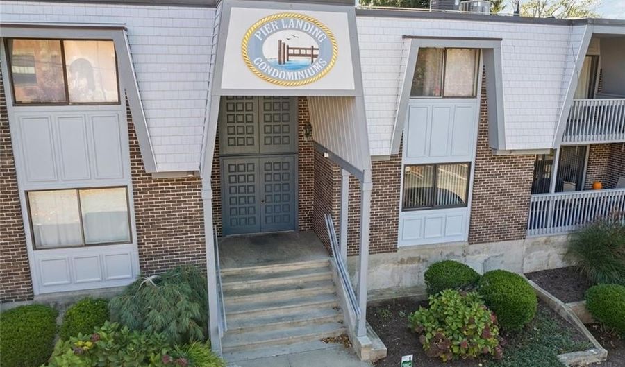 125 Van Zandt Ave 307, Newport, RI 02840 - 1 Beds, 1 Bath