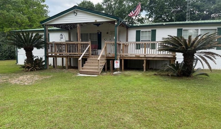 2192 Calhoun Dr, Abbeville, AL 36310 - 3 Beds, 2 Bath