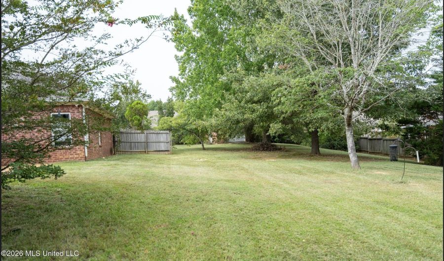 2004 Brookstone Pl, Brandon, MS 39042 - 3 Beds, 3 Bath