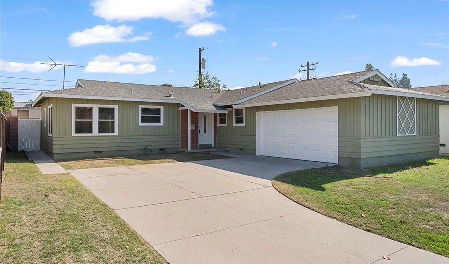 508 S Falcon, Anaheim, CA 92804 - 3 Beds, 2 Bath