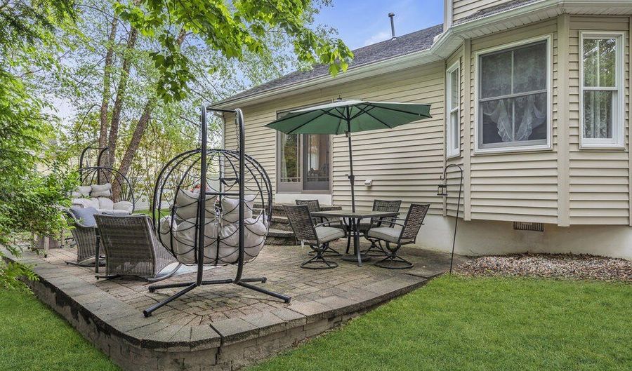 65 Pelican Dr, Bayville, NJ 08721 - 3 Beds, 3 Bath