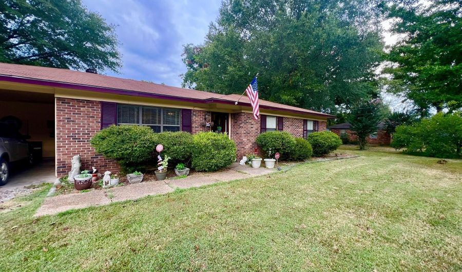 308 Walnut St, Benoit, MS 38725 - 3 Beds, 1 Bath