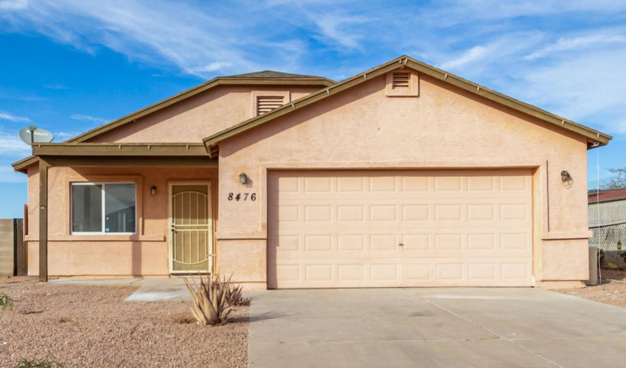 8476 W MAGNUM Dr, Arizona City, AZ 85123 - 3 Beds, 2 Bath