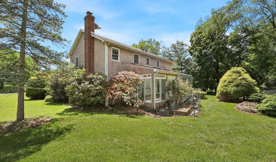 1536 FULTON Dr, Ambler, PA 19002 - 4 Beds, 3 Bath
