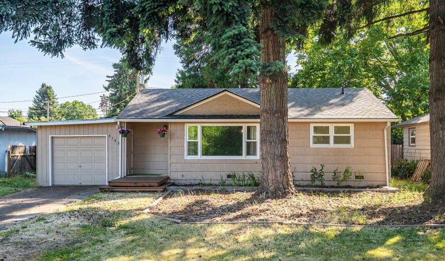 3198 PHEASANT Blvd, Springfield, OR 97477 - 3 Beds, 2 Bath
