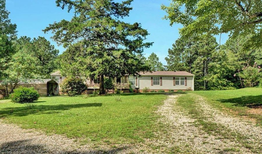 326 Kneece Rd, Bradley, SC 29819 - 4 Beds, 2 Bath