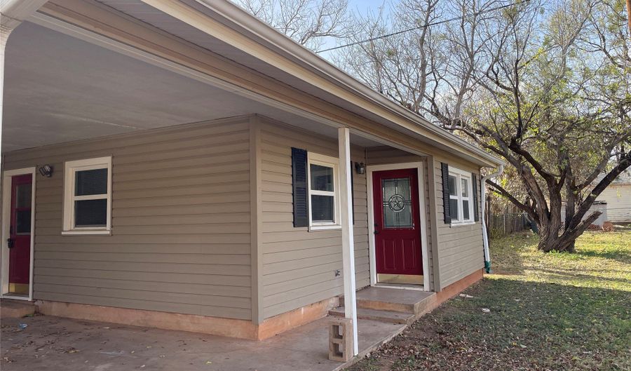 3157 S 10th St, Abilene, TX 79605 - 2 Beds, 1 Bath